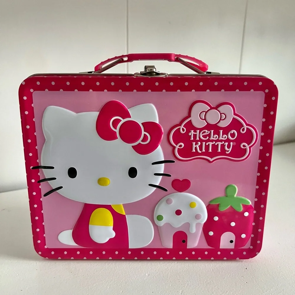 Hello Kitty Metal Lunch Box - Picture 1 of 9